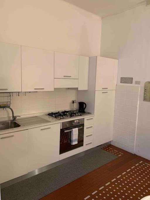 Accogliente Trilocale In Gran Madre Lägenhet Turin Exteriör bild